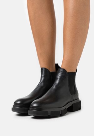 Copenhagen Studios, Bottines à plateau - black