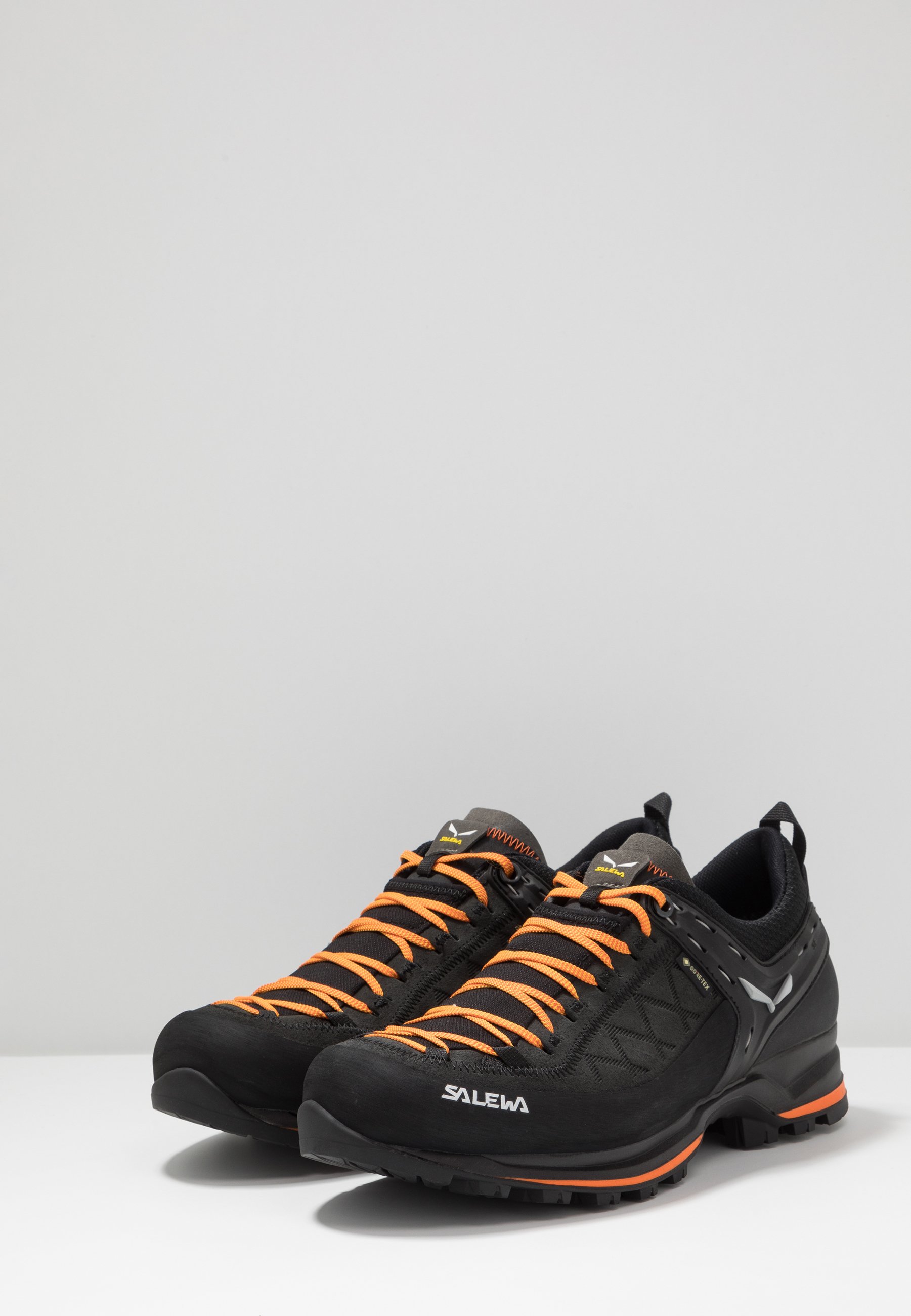 Salewa MS MTN TRAINER 2 GTX Fjellsko blackcarrot Salewa MS MTN TRAINER 2 GTX Fjellsko blackcarrot
