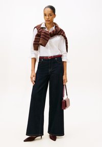 Tommy Hilfiger REGULAR - Hemdbluse - optic white