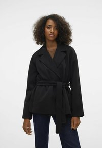 VMFORTUNEAYA RAGLAN SLEEVE NOO - Kurzmantel - black