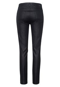Pantalons noirs avec un motif texturé, coupe ajustée, design à cinq poches et une étiquette de marque au dos. Le tissu a une finition lisse.