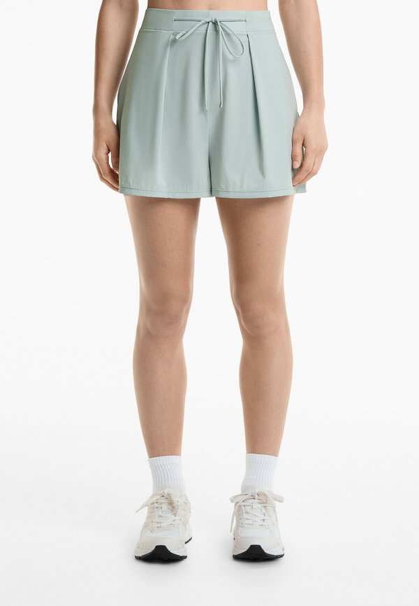 LIGHT TOUCH PLEATED  - Shorts