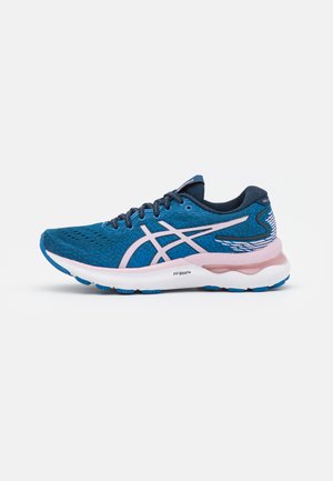 ASICS GEL NIMBUS 24 - Laufschuh Straße - french blue/barely rose