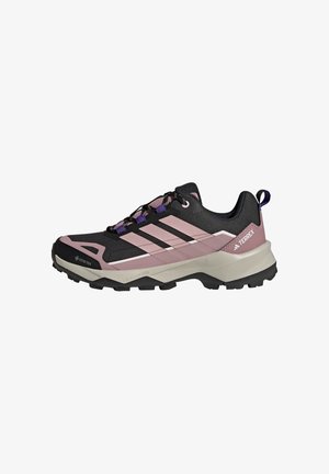 adidas Terrex, SKYCHASER AX5 GORE TEX - Hikingsko - core black core black dual lilac