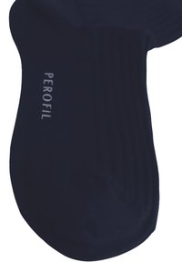 Calzini blu navy realizzati in tessuto morbido, con texture a coste e la parola "PEROFIL" stampata in bianco. Design con punta arrotondata.