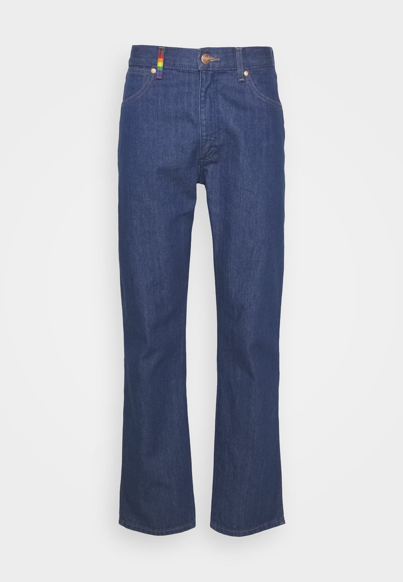 Jeans in denim blu con design a gamba dritta, caratterizzati da un accento arcobaleno sulla vita e chiusura con bottone metallico classico.