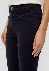 s.Oliver - Jeansy Slim Fit