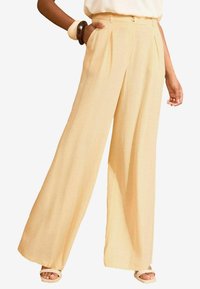 Pantalones - buttermilk