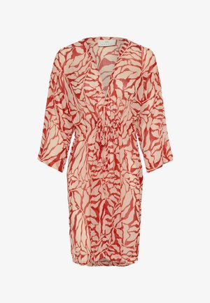 Lettet, gennemsigtig dække-kjole i blødt stof, prydet med et livligt rødt og cremefarvet bladmønster, med en bælte i taljen og trekvartærmer.