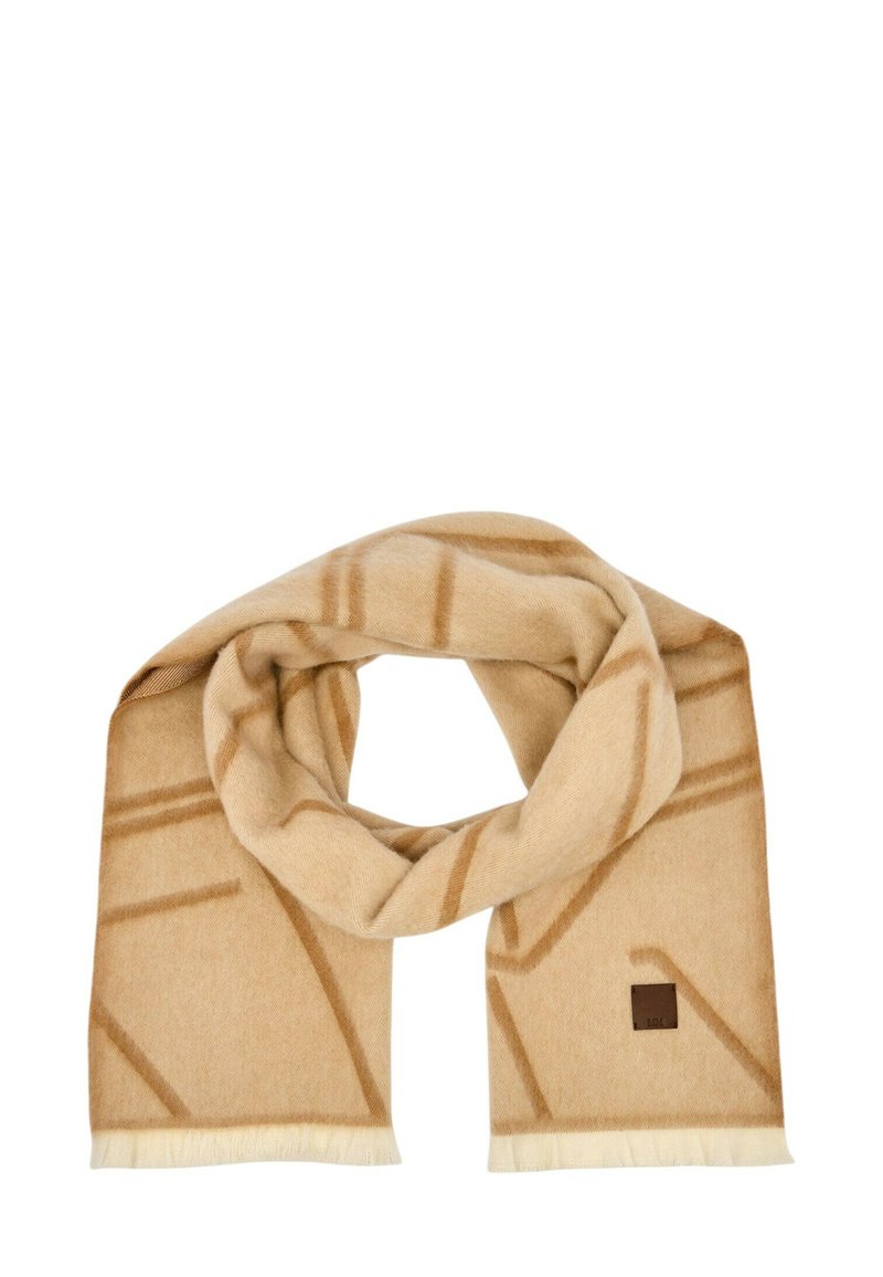 Sciarpa beige in tessuto morbido, con motivo geometrico in una tonalità più scura di beige, bordi sfrangiati e una toppa con logo marrone.