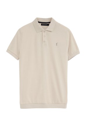 Beige korte mouwen polohemd met kraag, drie knopen en een klein polo-speler logo op de linkerborst.