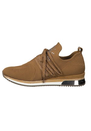 Marco Tozzi Trainers - mustard comb