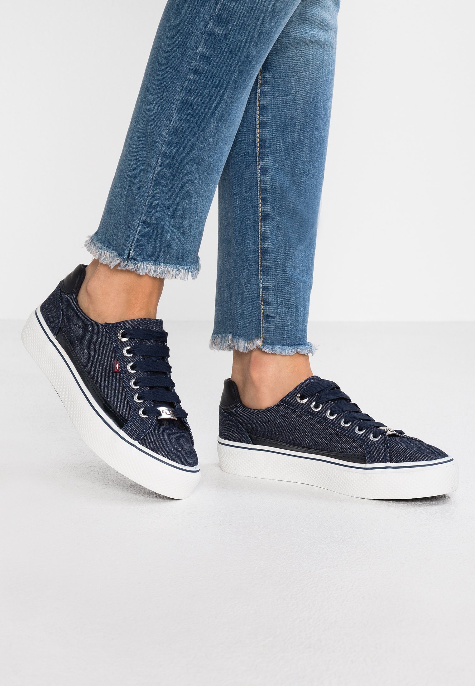 TOM TAILOR DENIM Joggesko navy Zalando.no TOM TAILOR DENIM Joggesko navy Zalando.no