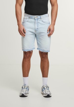 PREMIUM FREE CUT - Džinsiniai šortai - light blue