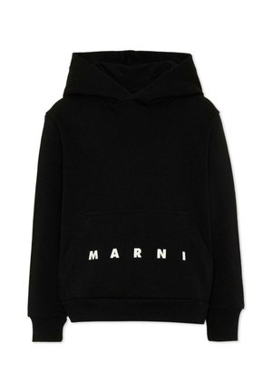 Zwarte capuchonsweatshirt met voorzak met de witte tekst "MARNI" in gespreide hoofdletters.