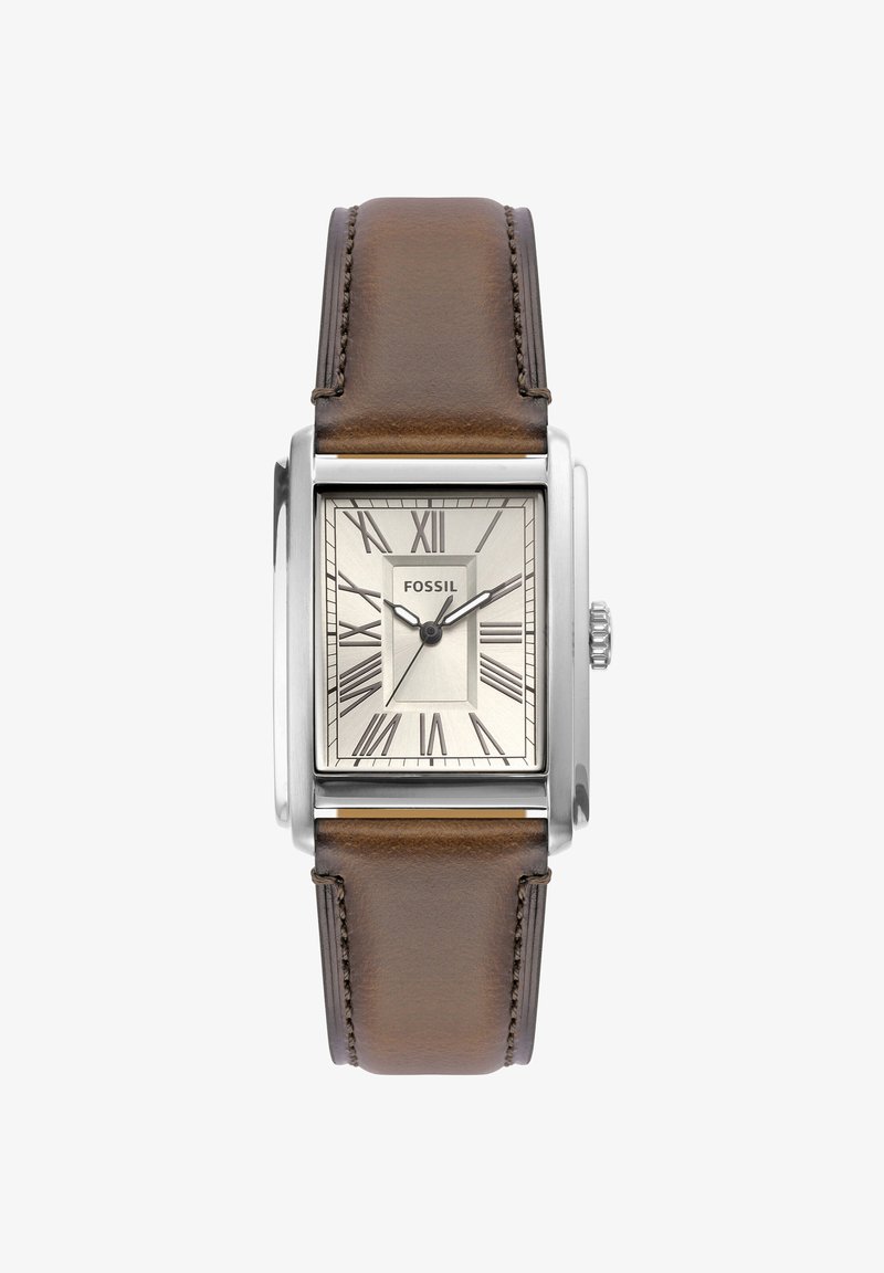 Montre rectangulaire argentée Fossil avec bracelet en cuir marron, cadran blanc, chiffres romains noirs et trois aiguilles noires indiquant 2:11:41.