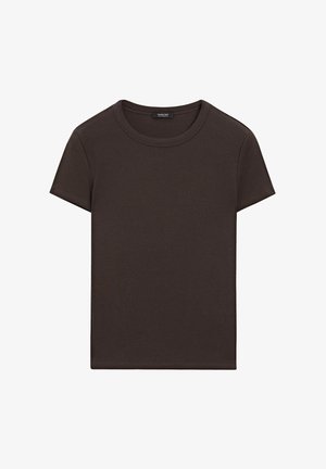 T-shirt di cotone marrone con maniche corte, scollo rotondo e texture a coste. Design semplice senza motivi o accenti visibili.