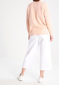 Missguided Petite Sweatshirt - pink