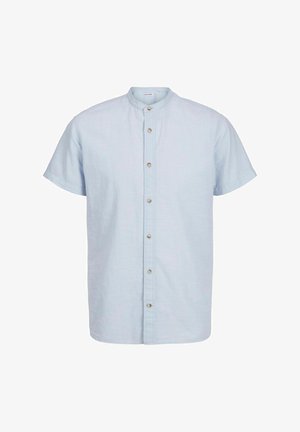 Helles blaues kurzärmliges Hemd mit Knopfleiste, Stehkragen, aus leichtem Stoff mit glatter Textur und dezentem Glanz.