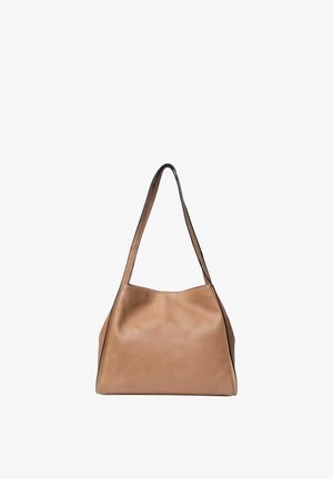 Hellbraune Lederhandtasche mit lässigem Design, abgerundetem oberen Rand und verlängerten Griffen. Verfügt über minimale Nähte und keine sichtbaren Metallteile.