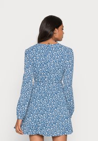 Glamorous LONG SLEEVE WRAP DRESS WITH V NECK - Vestido de dia - multi coloured