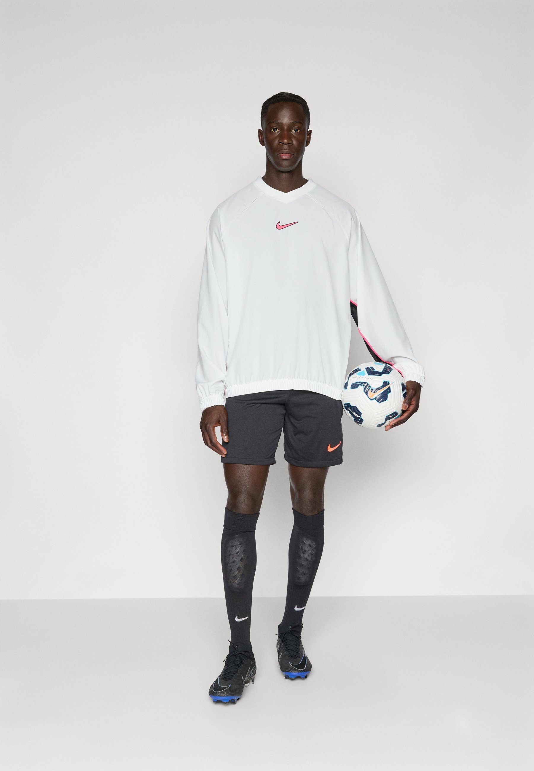 nike mens long sleeve shells