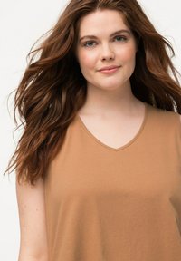 Ulla Popken Top - brown