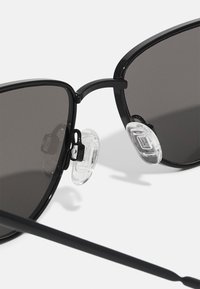 Even&Odd Occhiali da sole - black
