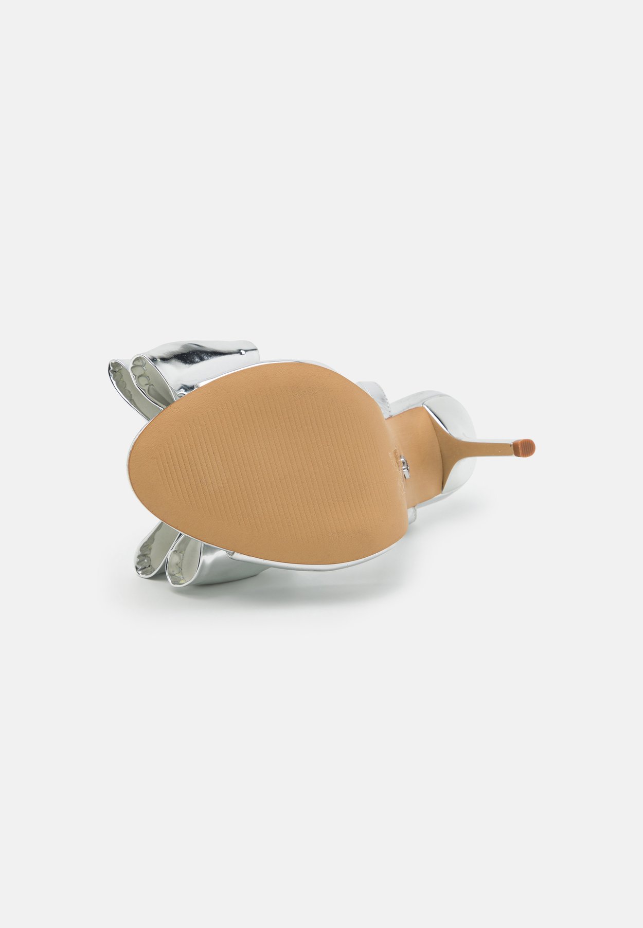 TINSLETTA FLOAM PILLOW WALK