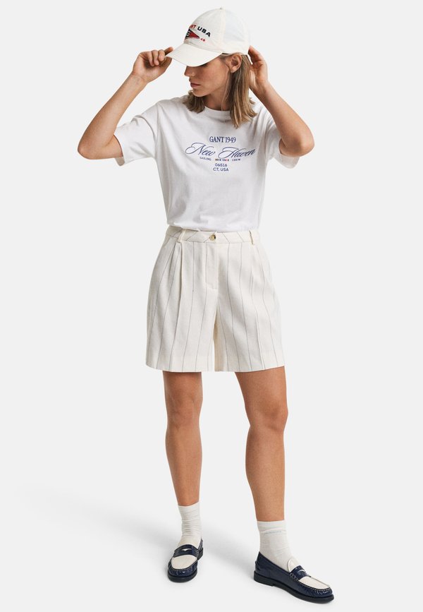 PINSTRIPE  - Shorts - eggshell4