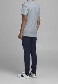 Jack & Jones Junior PAUL FLAKE - Cargobyxor - navy blazer