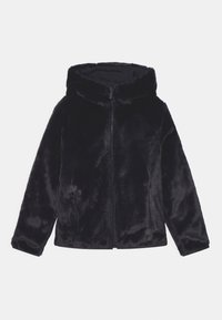 Sort faux fur jakke med hætte, lynlås lukning og lange ærmer. Blød tekstur og glat finish, uden synlige mønstre eller accenter.