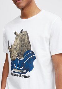 Blend BHTEE - Apdrukāts T-krekls - white rhino