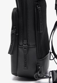 Pier One UNISEX - Borsa a tracolla - black