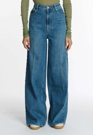 TAYLOR - HIGH WAIST LONG WIDE LEG - Flared Jeans - blue denim