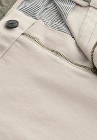 Next 2 PACK SLIM FIT STRETCH - Chinos tipa bikses - blue light stone
