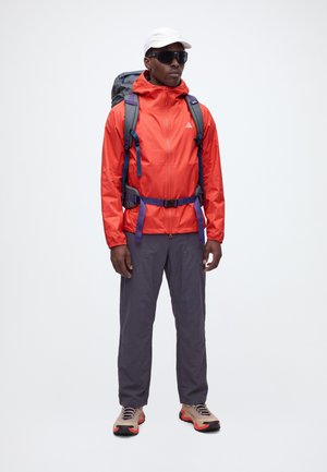 Nike ACG, PHANTAZMA - Хардшел яке - lt crimson/lt crimson/lt crimson/(summit white)