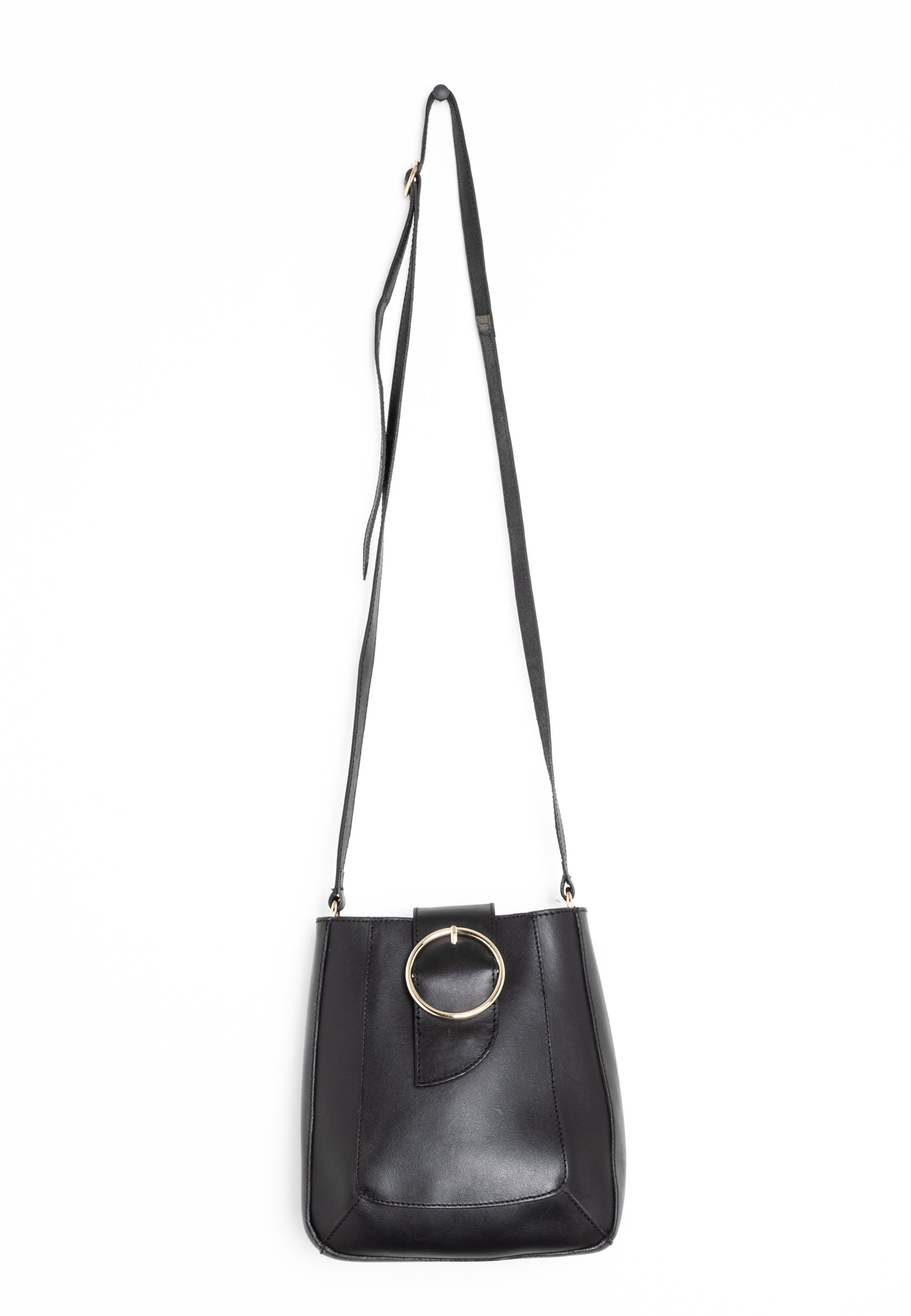 KIOMI Cross body bag black (Pre-owned) Zalando
