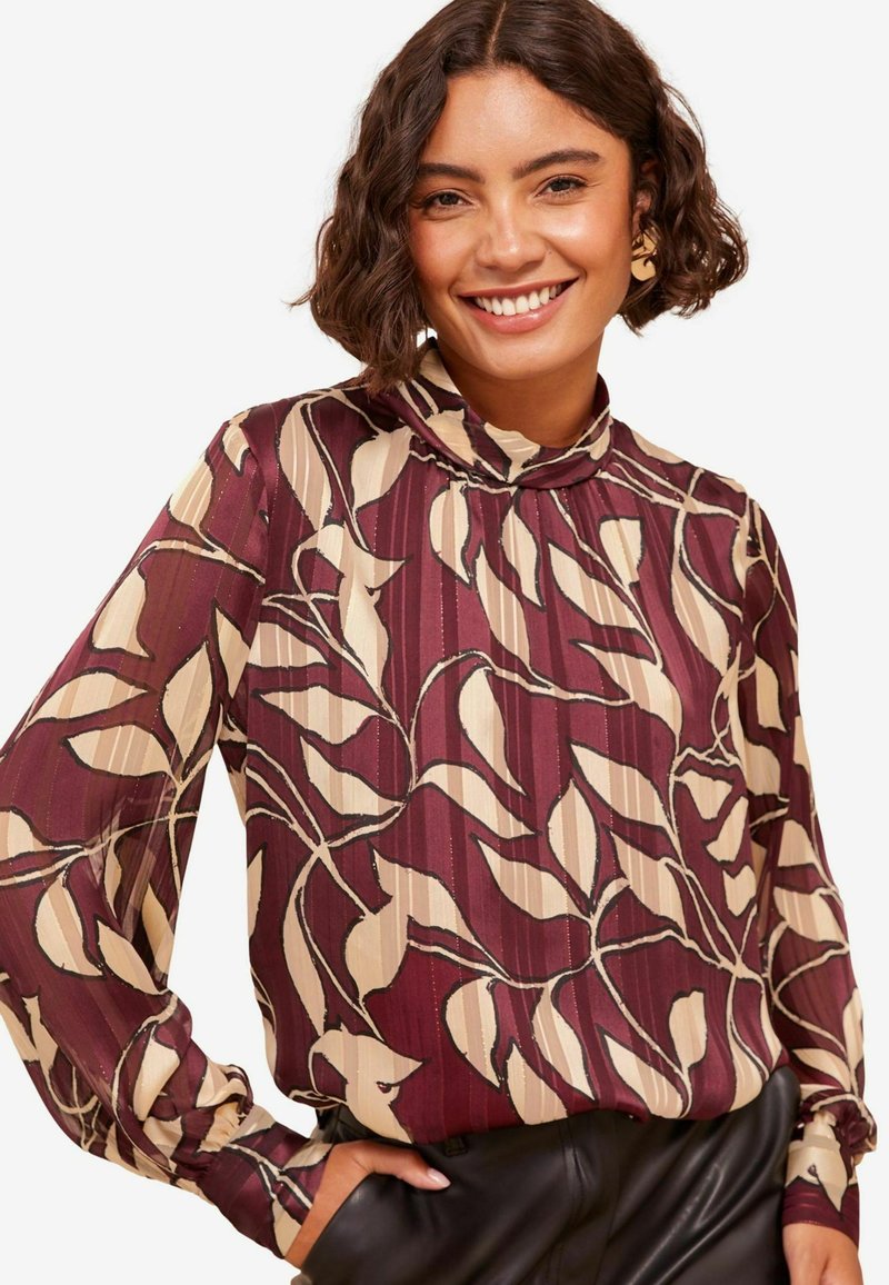 Friends Like These ROLL NECK TIE BACK ANIMAL PRINT-REGULAR FIT - Blūze - brown