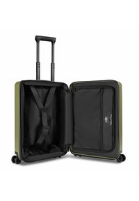 Maleta rígida de color verde oliva con asa retráctil negra y cuatro ruedas. El interior cuenta con forro negro, correas y un bolsillo de malla.