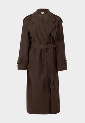 Pruun villane trench coat topeltkinniseguga, vöödiga taljes ja õlavarre epauleettidega. Omab suuri nuppe ja pikki varrukaid.