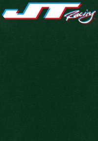 Mörkgrön T-shirt med en framträdande vit och blå "JT"-logotyp och röda detaljer, designad med en slät textur och avslappnad passform.