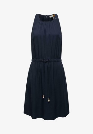 Robe sans manches bleu marine avec une taille à cordon, un design plissé, une texture lisse et un détail de bouton au niveau du col.