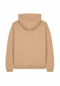 Felpa beige con cappuccio e tasca a marsupio, polsini e orlo a costine, caratterizzata da una texture spazzolata e una silhouette rilassata.