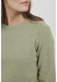 Oxmo Sweter