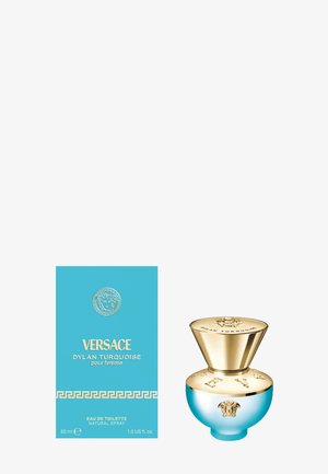 Perfumy Versace Dylan Turquoise, 30 ml. Posiadają złocistą teksturowaną nakrętkę z motywem lwa, turkusową butelkę oraz niebieskie pudełko z greckim wzorem klucza.