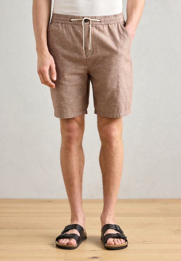 SEASONAL CORE  FAVE BERMUDA - Shorts - soft silt
