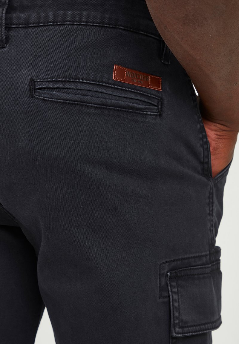 Herren Skinny Fit | INDICODE JEANS IDBROM Jeans Shorts black/schwarz - KB91037 Herren Skinny Fit | INDICODE JEANS IDBROM Jeans Shorts black/schwarz - KB91037