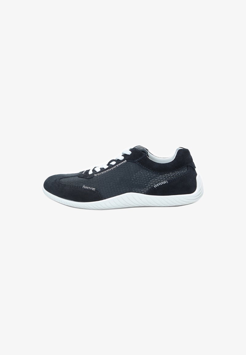 Sneaker in suede nero con pannelli in rete, lacci bianchi e suola in gomma bianca testurizzata. Presentano un design low-top snello.