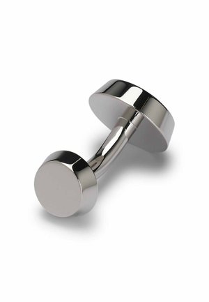Silberner Metall-Hantel mit glatter, polierter Oberfläche. Verfügt über einen abgerundeten Kopf und einen geraden Griff, der das Licht reflektiert.